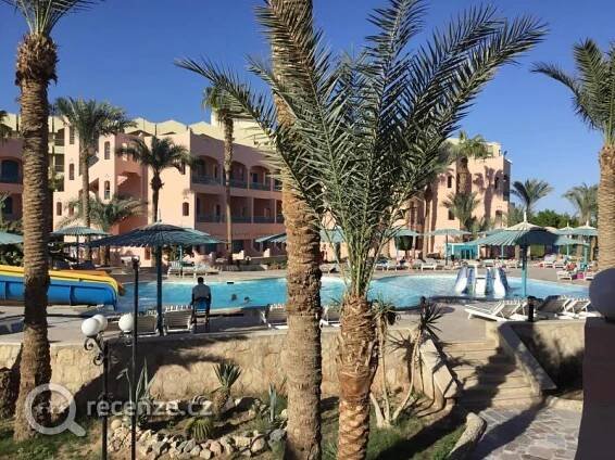 Recenze hotelu Le Pacha Resort