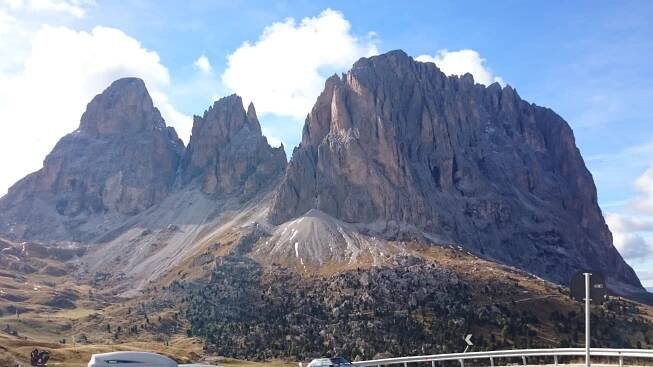 Monte Zoncolan, Tre Cime & sedla Giau, Falzarego, Gardena, Sella a Pordoi – Hory z dálky