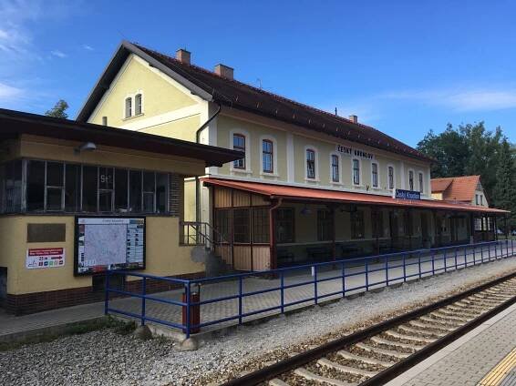 Vlakové nádraží - Krumlovský baráky