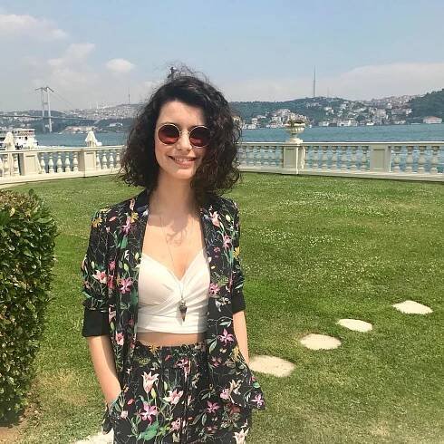 Beren Saat - Biography, Height & Life Story | Super Stars Bio