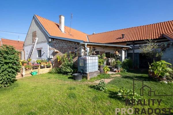 Prodej rodinného domu 3+kk v obci Krhovice /okr. Znojmo/ | REALITY PRORADOST s.r.o 