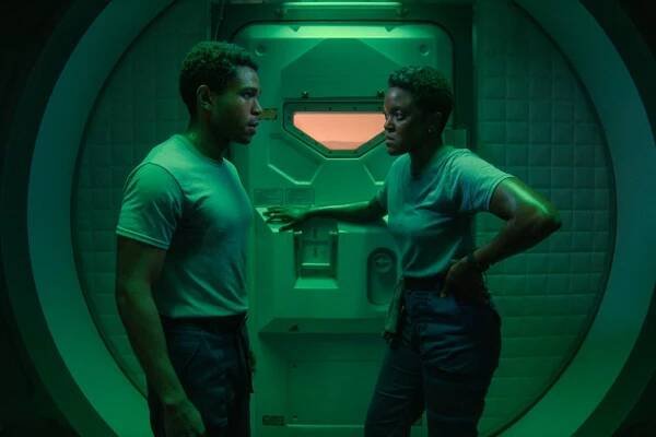 For All Mankind - Nový ráj - Z filmu - Robert Bailey Jr., Krys Marshall