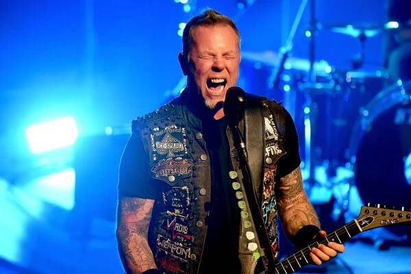 James Hetfield Archives - SPIN