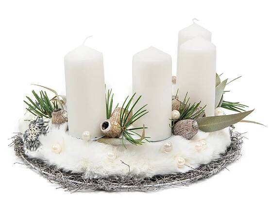 Vánoční dekorace - Adventní věnec bílý bílé svíčky | Flolivery.cz