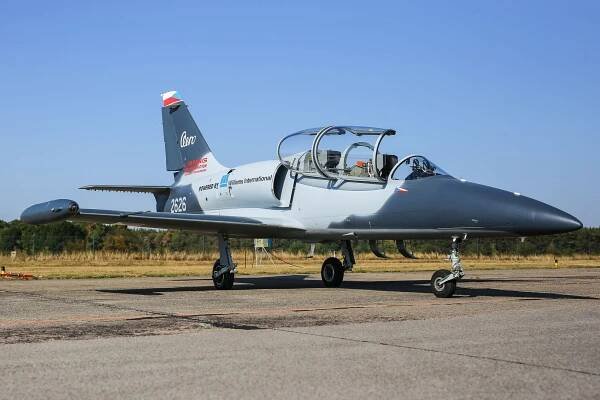 Foto: Aero Vodochody představilo zástupcům světových armád pokračovatele slavného L-39 Albatros