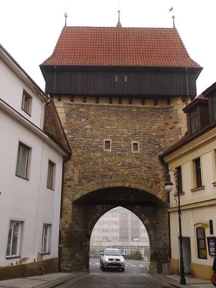 Soubor:Louny, Žatecká brána..JPG – Wikipedie