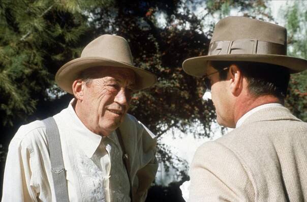 Čínská čtvrť - Z filmu - John Huston