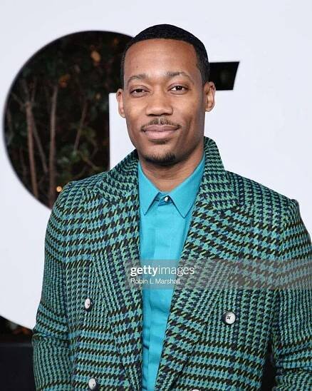 How tall is Tyler James Williams? Height, Bio, Brothers, Net Worth, Age, Movies and Tv Shows 11