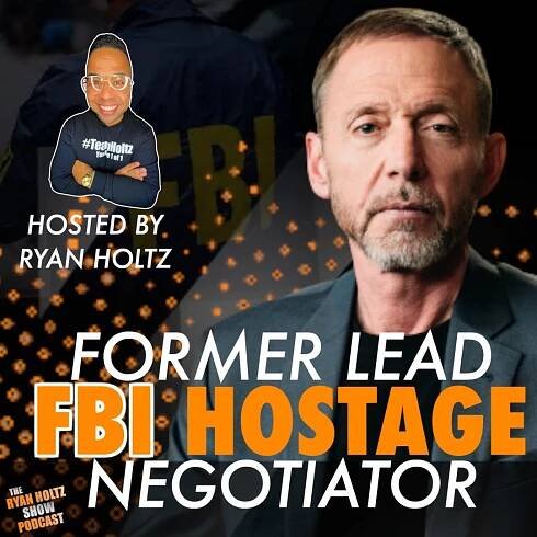 208: FBI’s Top Hostage Negotiator, The Art Of Negotiating To Get Whatever You Want: Chris Voss