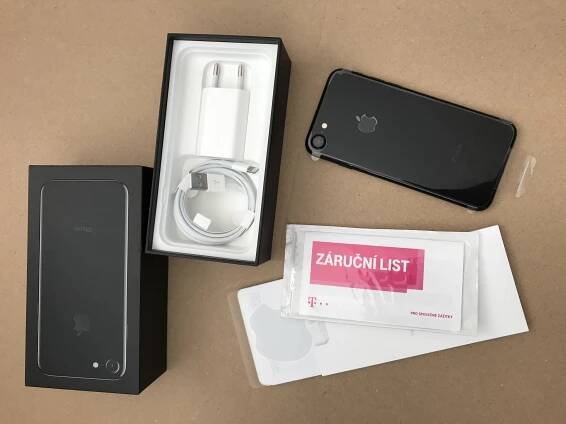 iPhone 7 nový 128Gb Jet black - Apple Bazar