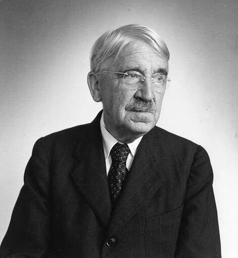 John Dewey's Instrumental Contributions to Educational Philosophy