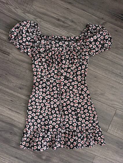 Šaty, zara,s - 3 € od predávajúcej a1d4k3a | Bazár - Modrý koník