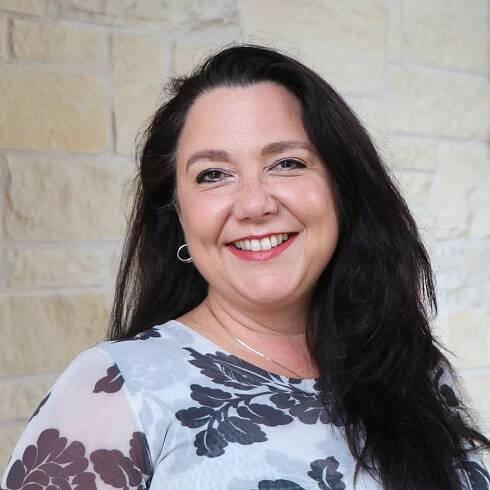 Suzanne Garza