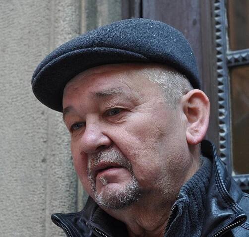 Otec Monyové G. Urbánek.