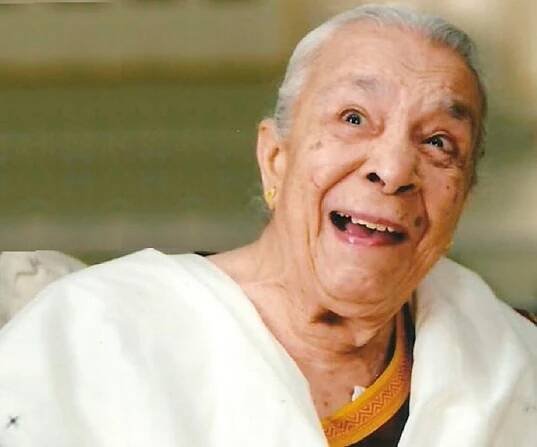 Zohra Sehgal Biography - Facts, Childhood, Family Life & Achievements