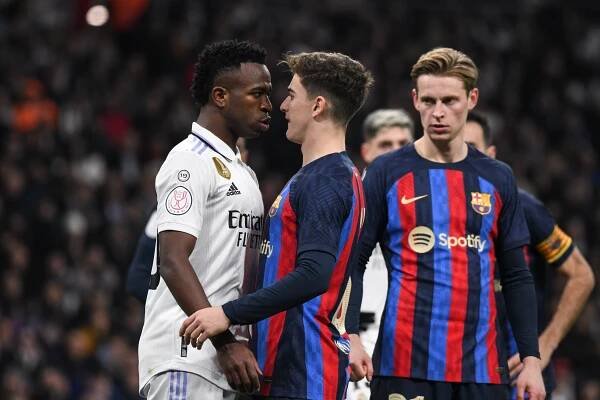 El Clásico: Real Madrid vs Barcelona - What Time Is Kickoff?