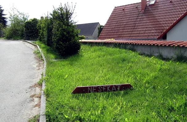 Co je nového ve Vroutku: Májka na náměstí, hrob vojáka i otevření cyklostezky