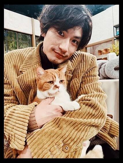 Náhlá smrt japonské hvězdy (†30) filmu i hudby! Vzal si život sám?