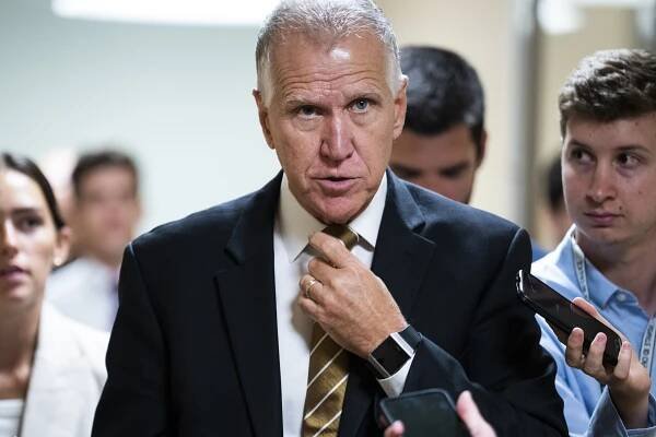 Thom Tillis: I Won’t Consider a Replacement for Fed Governor Lisa Cook - NOTUS — News of the United States