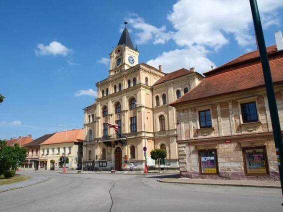 Netolice - městský úřad foto 2