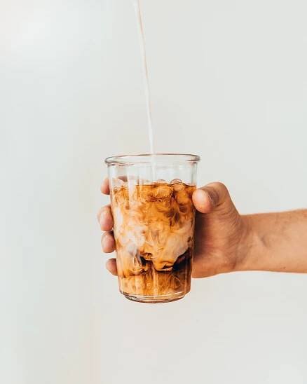 Nitro vs Cold Brew: Rozdíl a srovnání