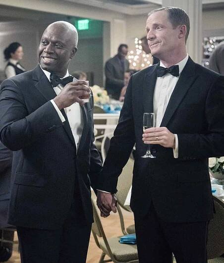 Andre Braugher as Ray Holt, Marc Evan Jackson as Kevin Cozner