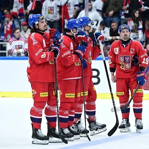 Klíčové otázky české sestavy: Elitní lajna s Pastou, hlídač domu a žolíci sestavy