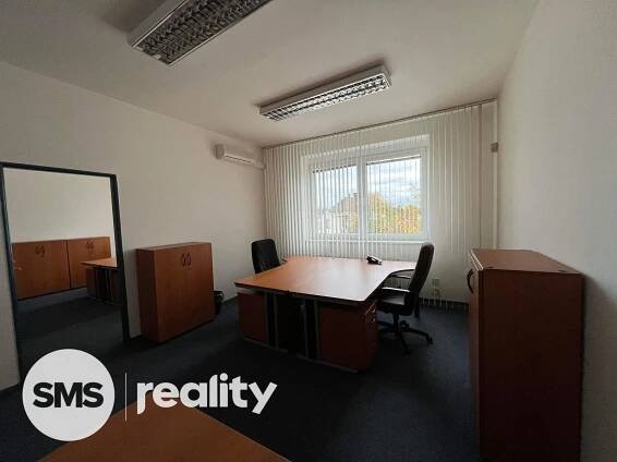 Pronájem kanceláře, Hradec Králové | SMS reality s.r.o.