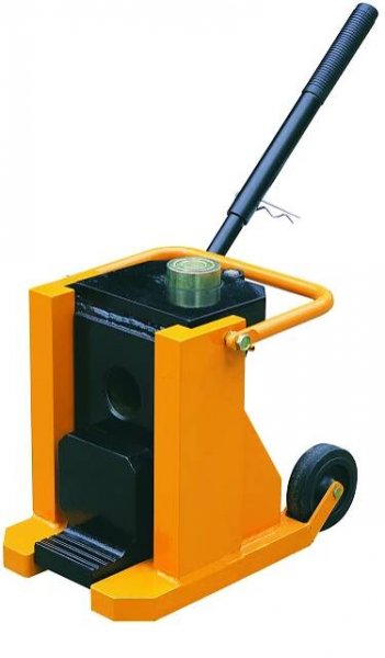 Hydraulický zvedák stroje PM20 - Dílna - MB Dřevostroje CZ s.r.o.