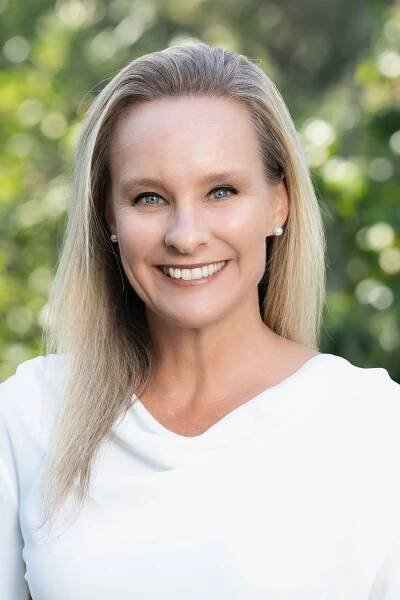 Anita Barcsa Photography_Keller_Williams_Caroline_Huo_Group_Professional_Headshots_Portraits_Palo_Alto_California-3
