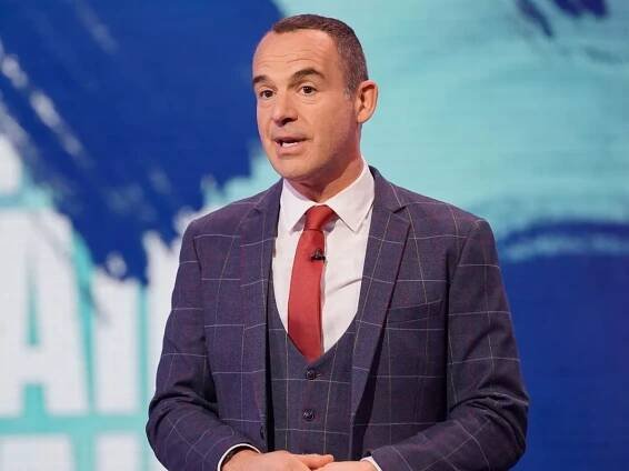 Martin Lewis urges all households to act now to swerve 'rip off ' energy bills