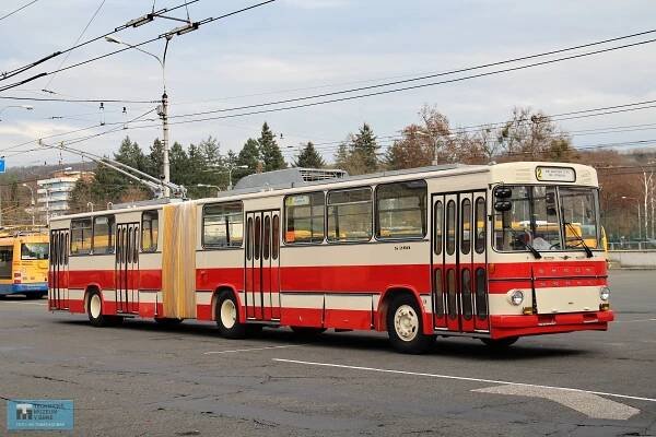 Opravený trolejbusu Škoda Sanos 200Tr – Expozicemhd.cz