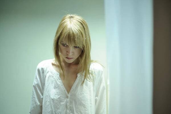 Odvrácená strana spánku - Z filmu - Antonia Campbell-Hughes