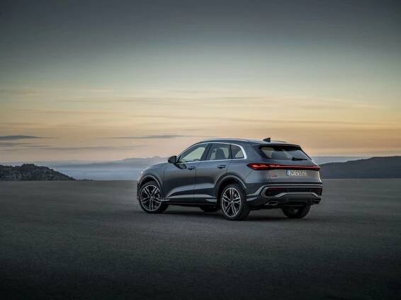 Audi Q5 (2024-) | ČSAKA