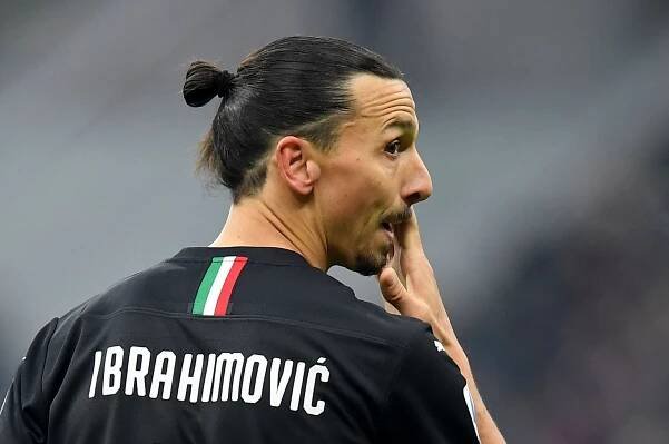 Ibrahimovic se koronaviru nezbavil, hvězdný útočník soupeře Sparty byl opět pozitivní