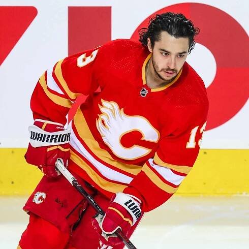 WWE showcases Calgary’s tribute to Johnny and Matthew Gaudreau