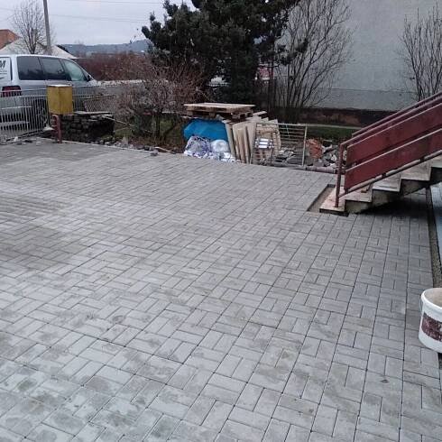 Zámková dlažba | StavTím.sk