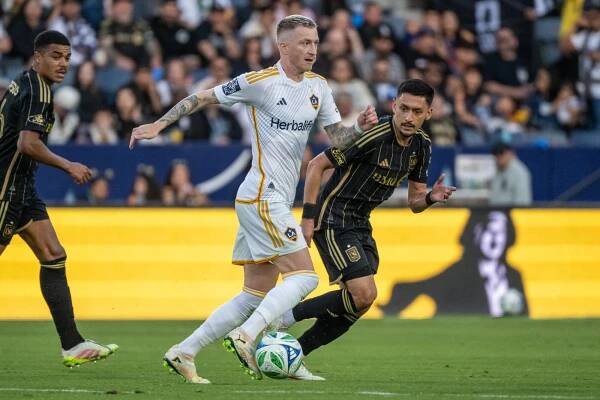 LAFC and Galaxy each won something in their El Tráfico draw - Los Angeles Times