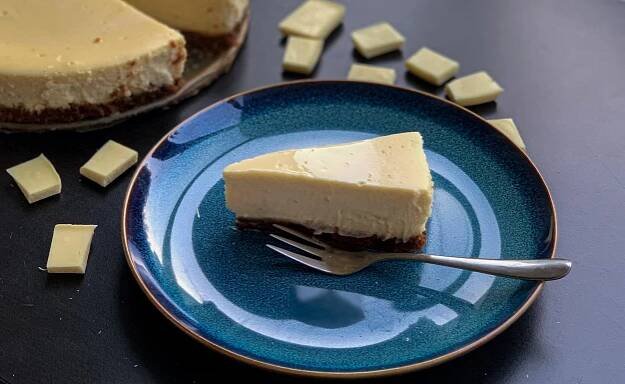 Cheesecake s bielou čokoládou