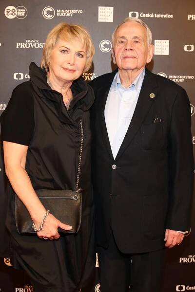 KVIFF 2025: Eliška Balzerová nebude na poctě Bartoškovi!