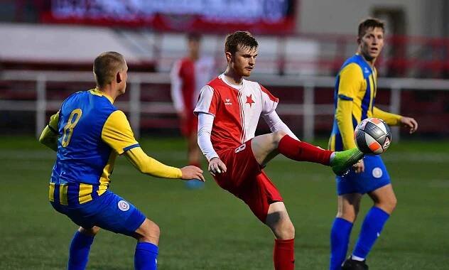 FC Slavia Karlovy Vary – FC Viktoria Mariánské Lázně 1:2 (1:0).