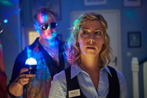 Magda macht das schon! - Season 2 - Kleidertausch - Z filmu - Brigitte Zeh