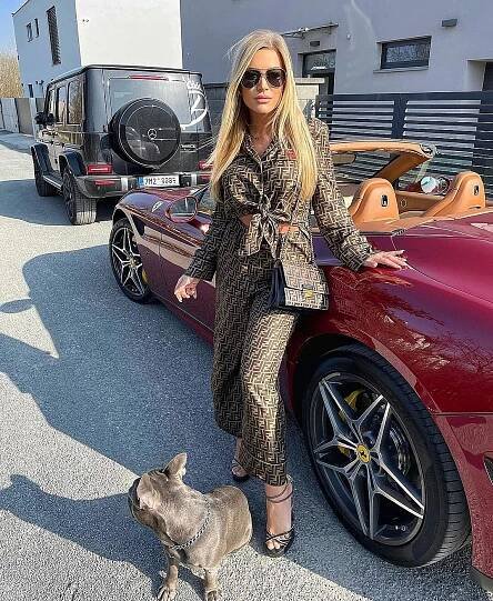 Myslivcová dostala botičku, odnesla to od fanoušků. Pagáčová si rýpla do další influencerské hvězdy