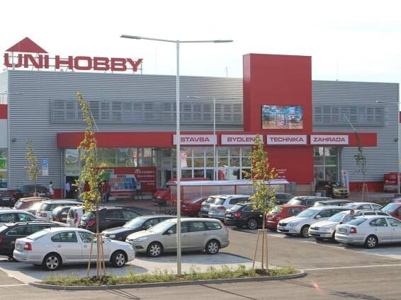 Market UNI HOBBY ve Starém Městě nabídne vše potřebné pro domácnost a kutily