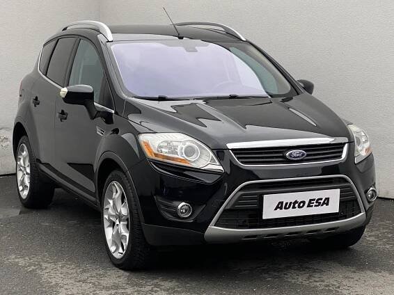 Ford Kuga - ilustrační obrázek