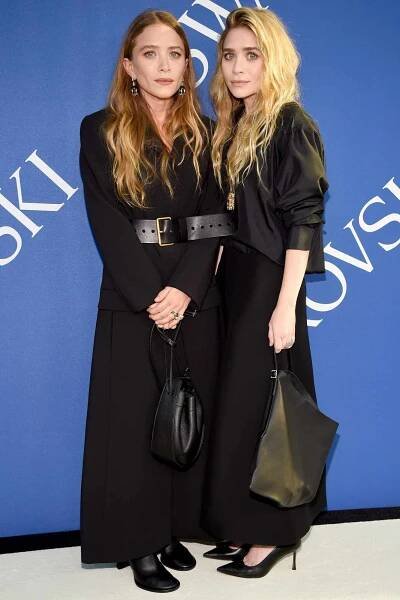 Ashley and Mary-Kate Olsen Continue Their Black-on-Black Style Streak at the 2018 CFDA Awards