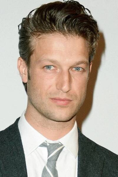 Peter Scanavino herec
