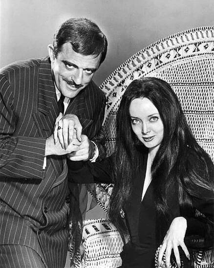 Carolyn Jones - Wikipedia