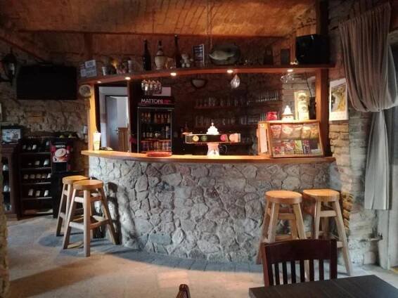 Restaurace a penzion U Lva
