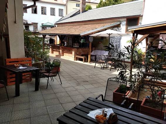 Město Litomyšl - Jídlo a pití - Restaurace Underground